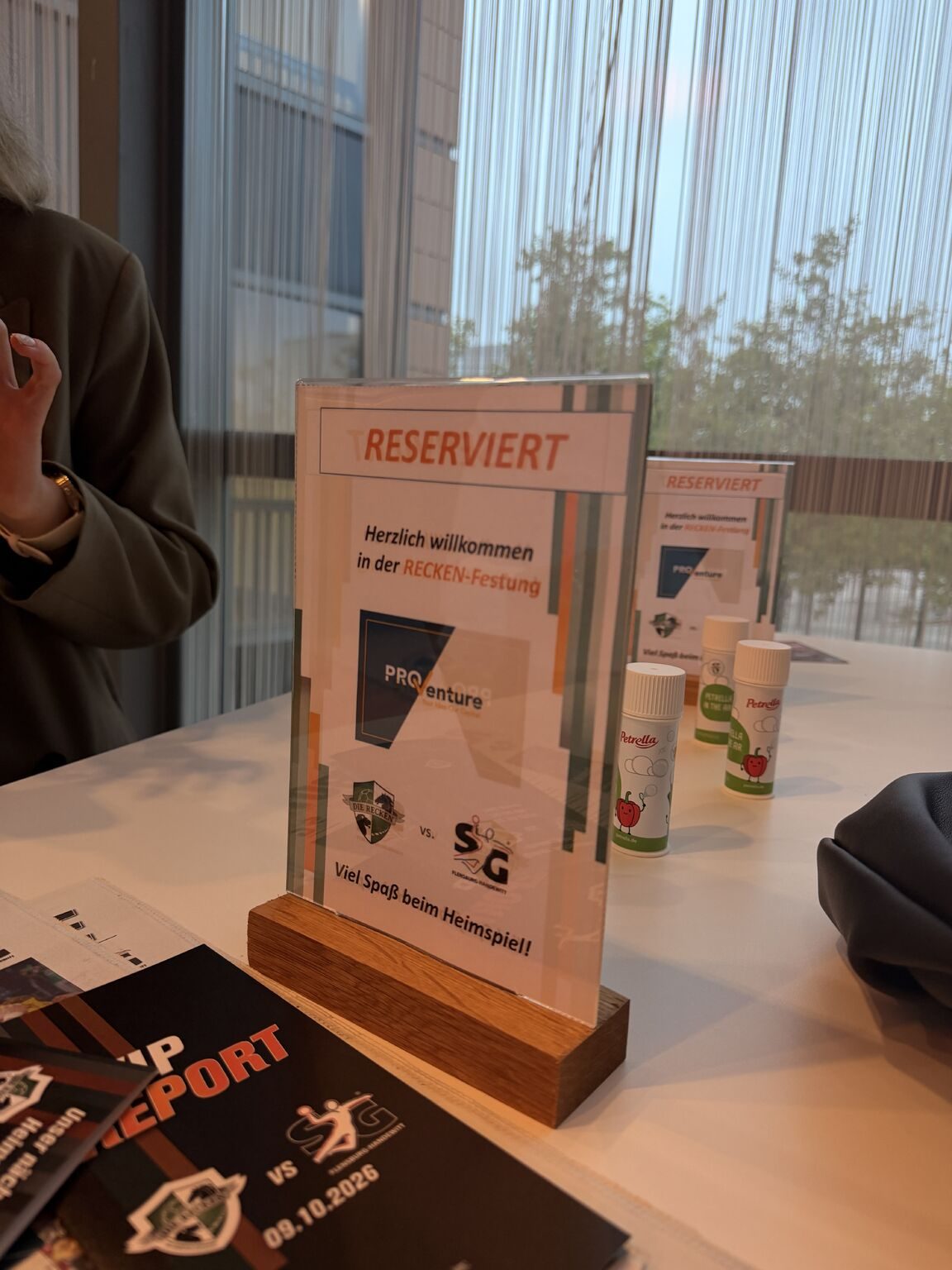 Foto: Networking der Extraklasse: Handball in der ZAG Arena Hannover